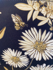Daisies and Bumblebees Handbag